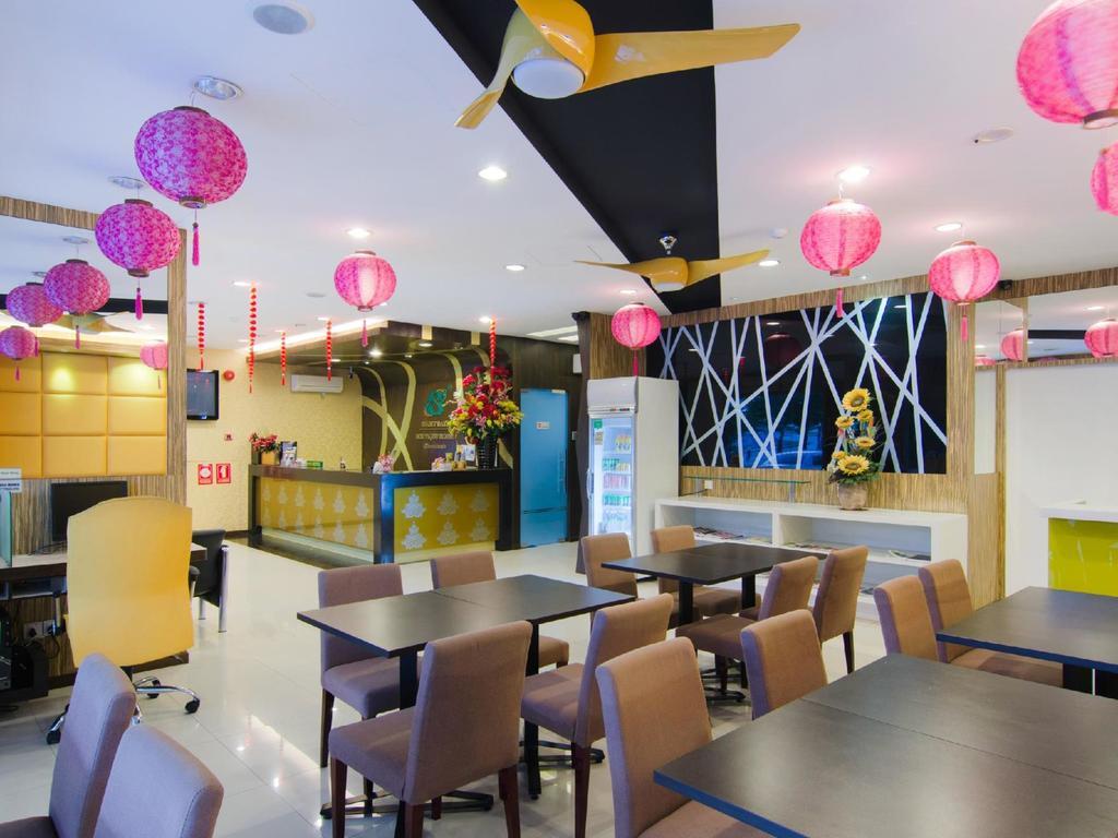 Eight Days Boutique Hotel - Mount Austin Johor Bahru Exterior photo