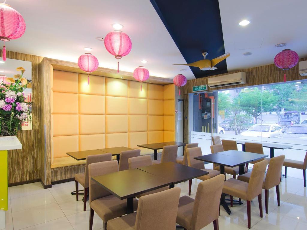 Eight Days Boutique Hotel - Mount Austin Johor Bahru Exterior photo