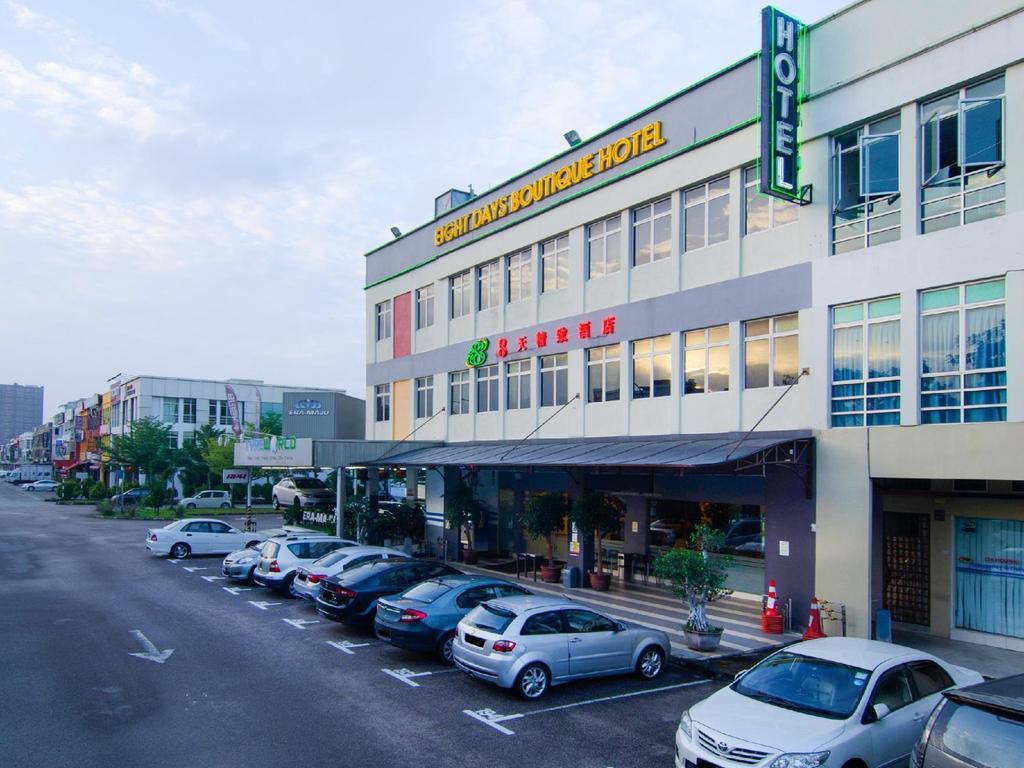 Eight Days Boutique Hotel - Mount Austin Johor Bahru Exterior photo